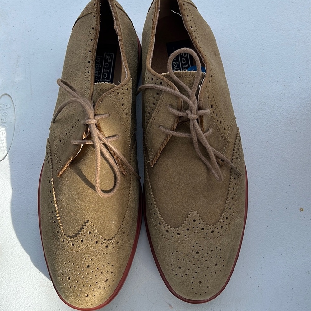 Selling polo wingtip shoes. 10 1/2.